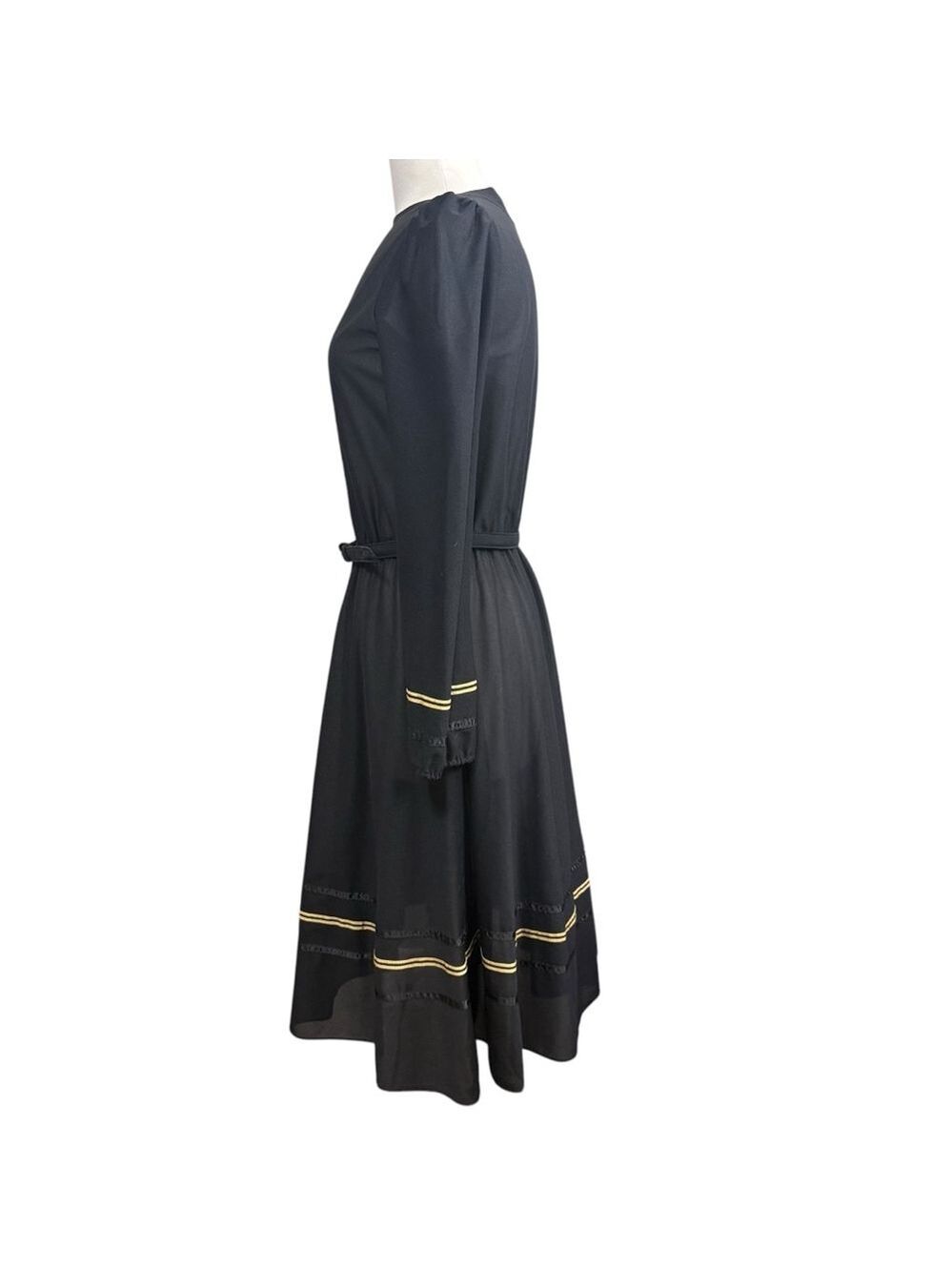 Vintage Melissa Lane Dress, Tag Shows Size 12 But Measures like a Small - Picture 7 of 9